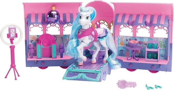 Wild Manes Perla's Clubhouse Trailer Playset with Perla Horse Doll Figure